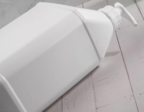 1 gallon jug with lotion pump